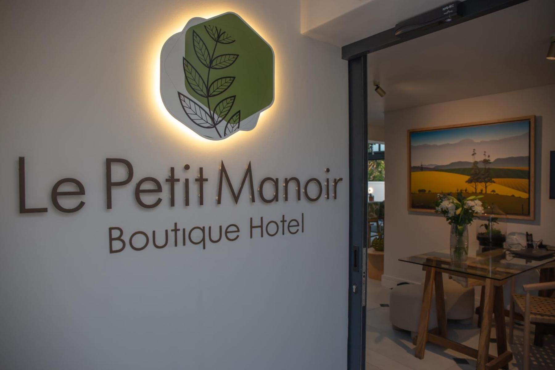 Le Petit Manoir Boutique Hotel Франсгук Екстер'єр фото